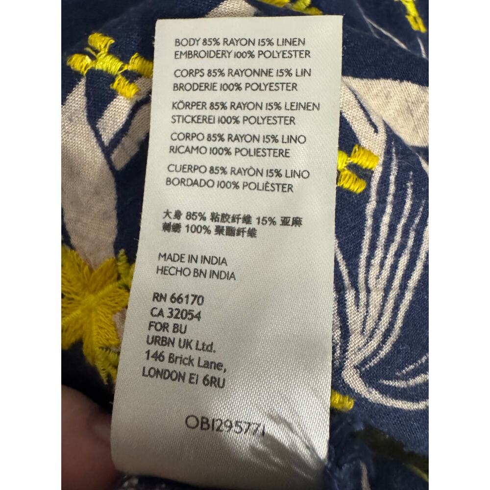 Urban Outfitters Navy Blue Embroidered Hi Low Frayed Hem Button Front Shirt Sz S - Picture 7 of 8